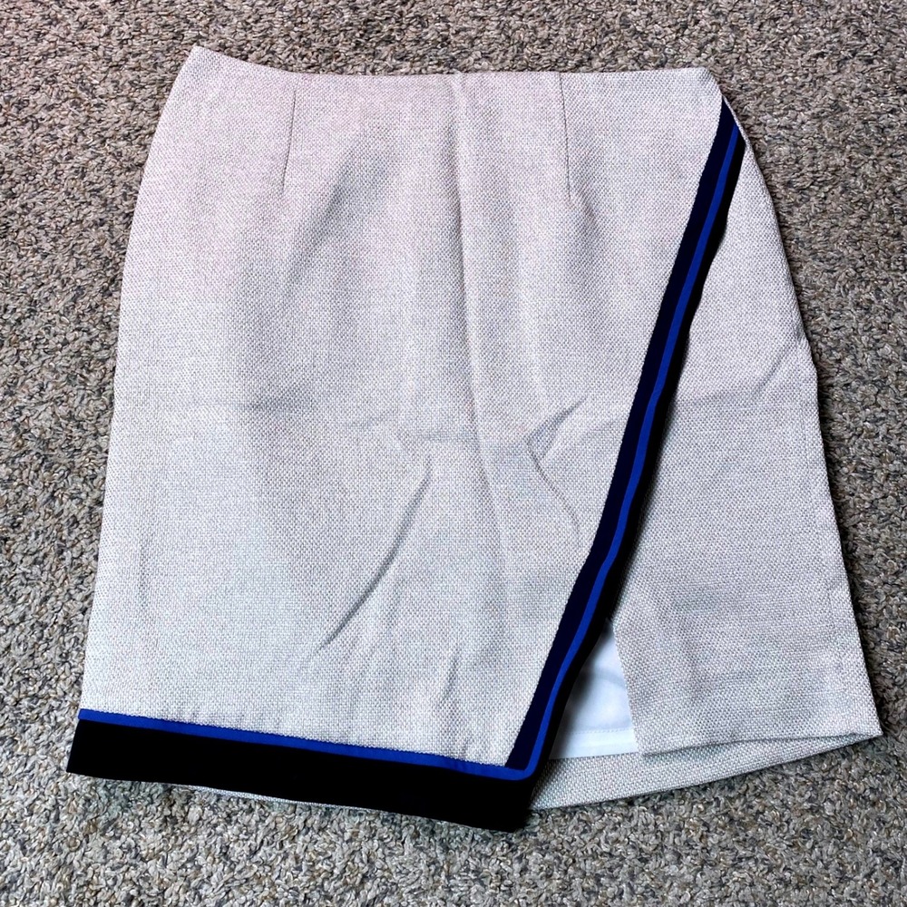 White House Black Market Skirt Women 8 Beige Faux Wrap Blue Trim Pencil Career